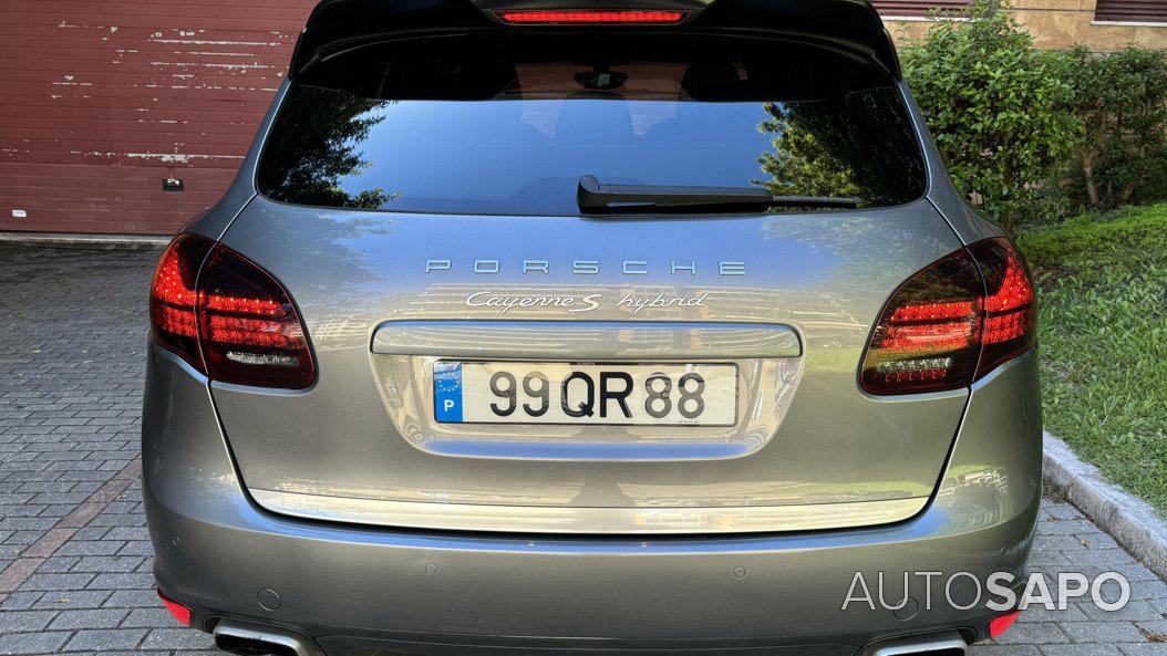 Porsche Cayenne Cayenne S Hybrid de 2011