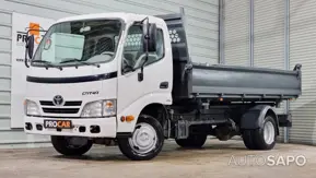 Toyota Dyna de 2015