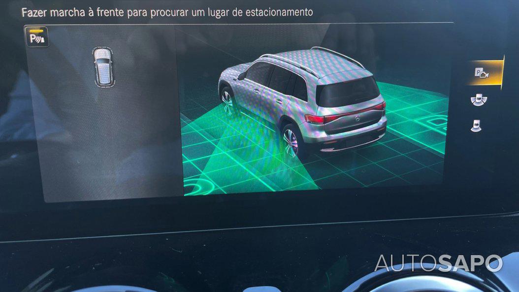 Mercedes-Benz EQB de 2021