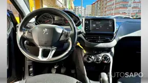 Peugeot 208 1.2 PureTech Active de 2015