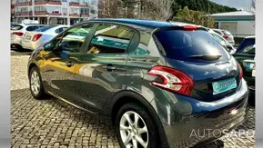 Peugeot 208 1.2 PureTech Active de 2015