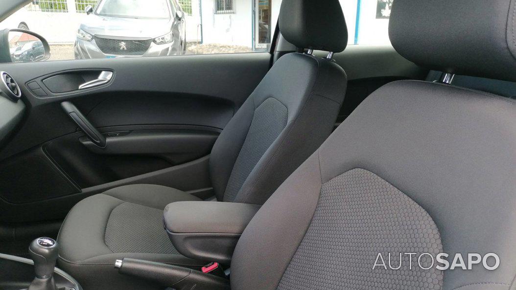 Audi A1 1.2 TFSi Attraction de 2011