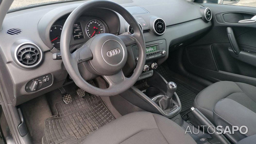 Audi A1 1.2 TFSi Attraction de 2011