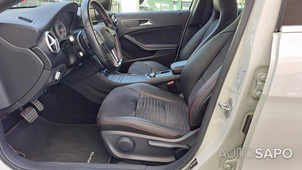 Mercedes-Benz Classe A 180 CDi BlueEfficiency AMG Line Aut. de 2015
