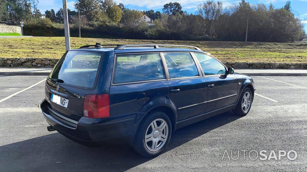 Volkswagen Passat 1.9 TDi Confortline de 1999