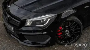 Mercedes-Benz Classe CLA 45 AMG 4-Matic de 2015