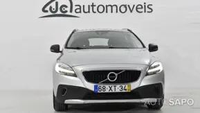 Volvo V40 Cross Country 1.5 T3 Momentum Geartronic de 2019