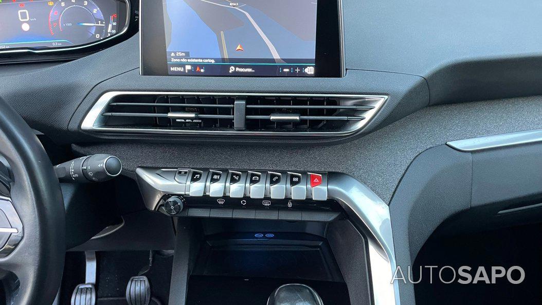 Peugeot 3008 1.2 PureTech Allure de 2019