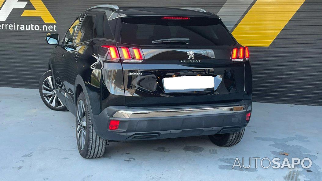 Peugeot 3008 1.2 PureTech Allure de 2019