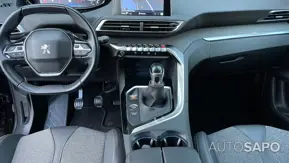 Peugeot 3008 1.2 PureTech Allure de 2019