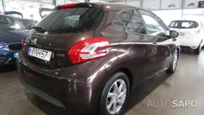 Peugeot 208 de 2012