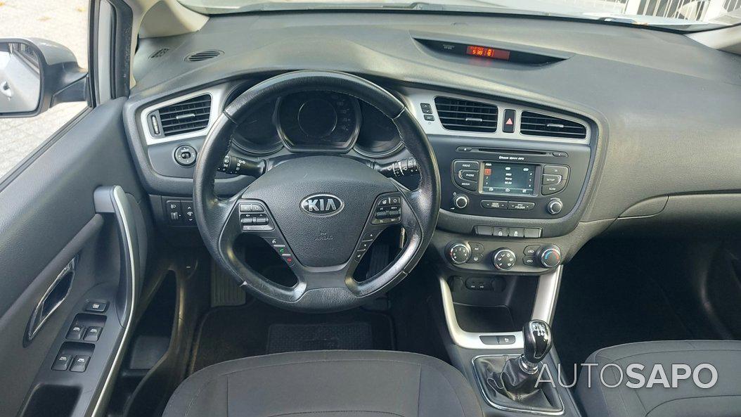 Kia Ceed 1.6 CRDi More Edition de 2014