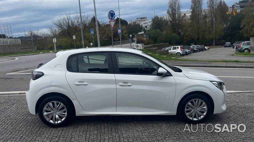 Peugeot 208 de 2021