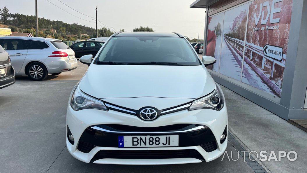 Toyota Avensis de 2016