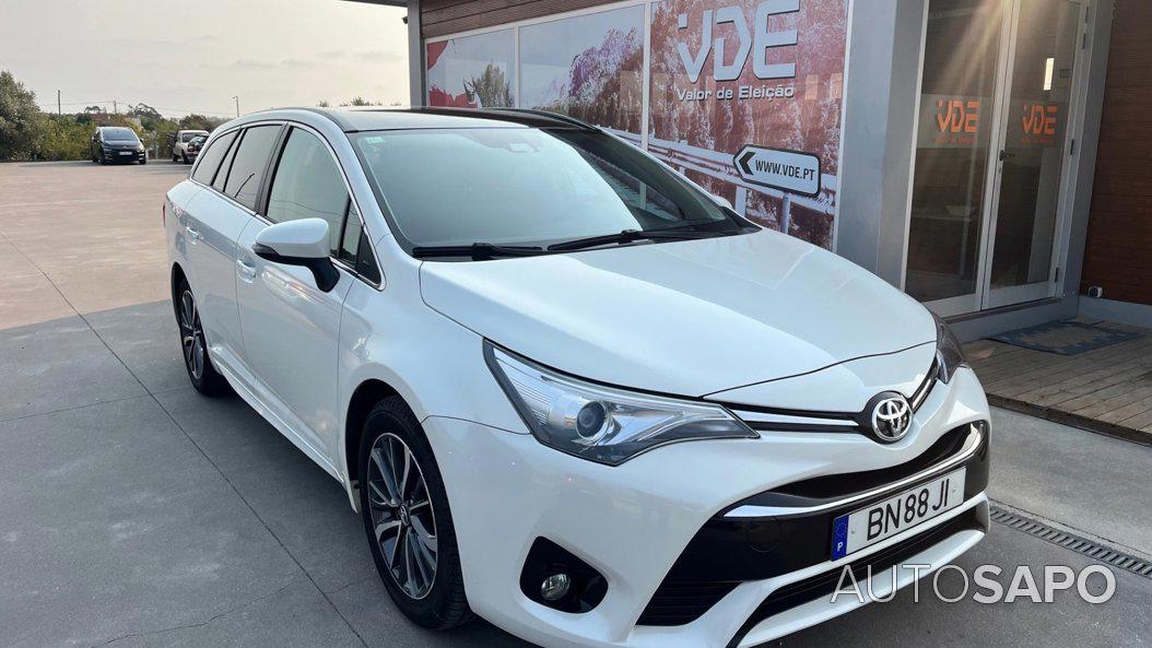 Toyota Avensis de 2016