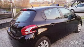 Peugeot 208 1.4 HDi Allure de 2013