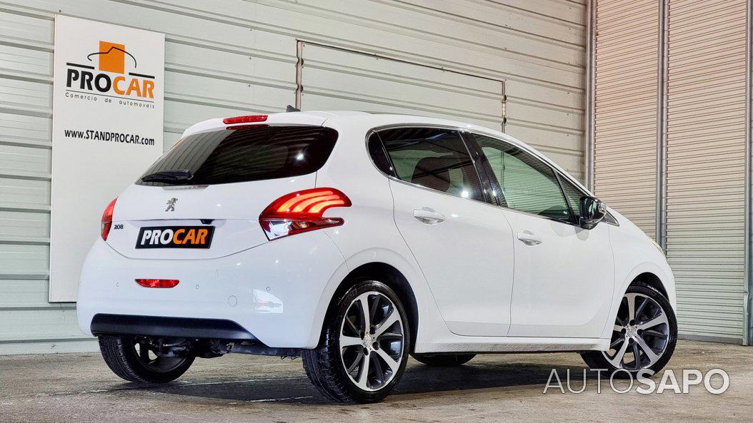 Peugeot 208 1.2 PureTech Style de 2018