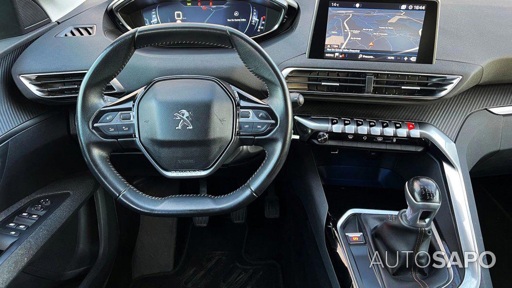 Peugeot 5008 1.5 BlueHDi Active de 2019