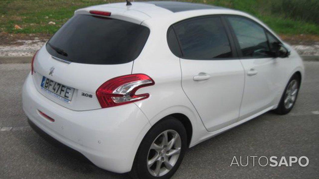 Peugeot 208 de 2015