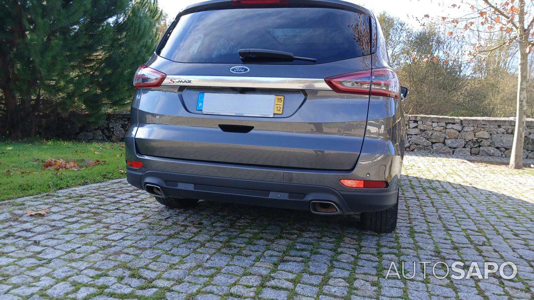 Ford S-Max 2.0 TDCi Titanium 7L de 2015