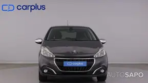 Peugeot 208 1.2 PureTech Life Signature de 2019