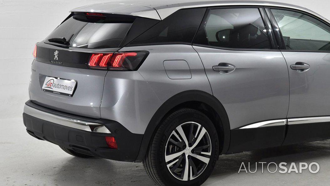 Peugeot 3008 1.2 PureTech Allure Pack de 2022