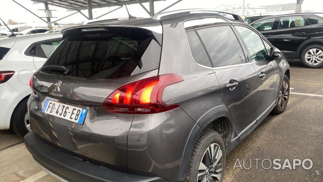 Peugeot 2008 1.2 PureTech Allure EAT6 de 2019