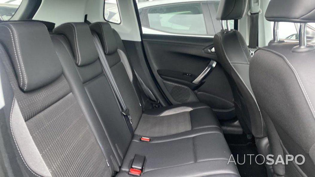 Peugeot 2008 1.2 PureTech Allure EAT6 de 2019