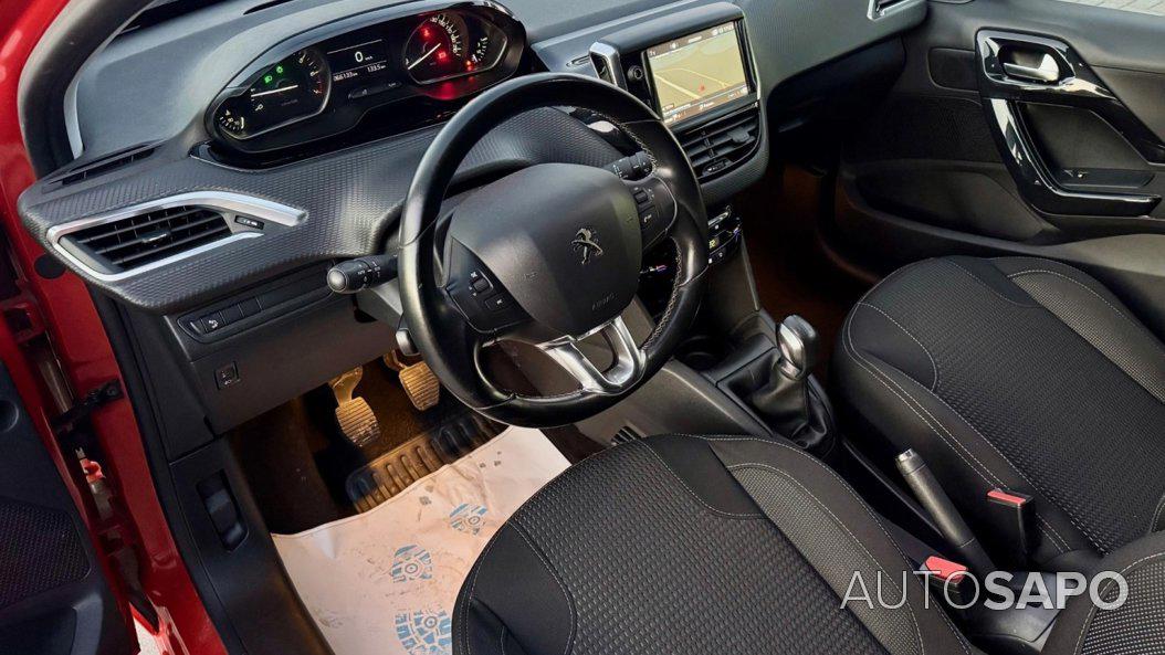 Peugeot 208 1.2 PureTech Allure de 2017