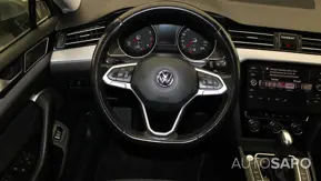 Volkswagen Passat 1.5 TSI Confortline DSG de 2020