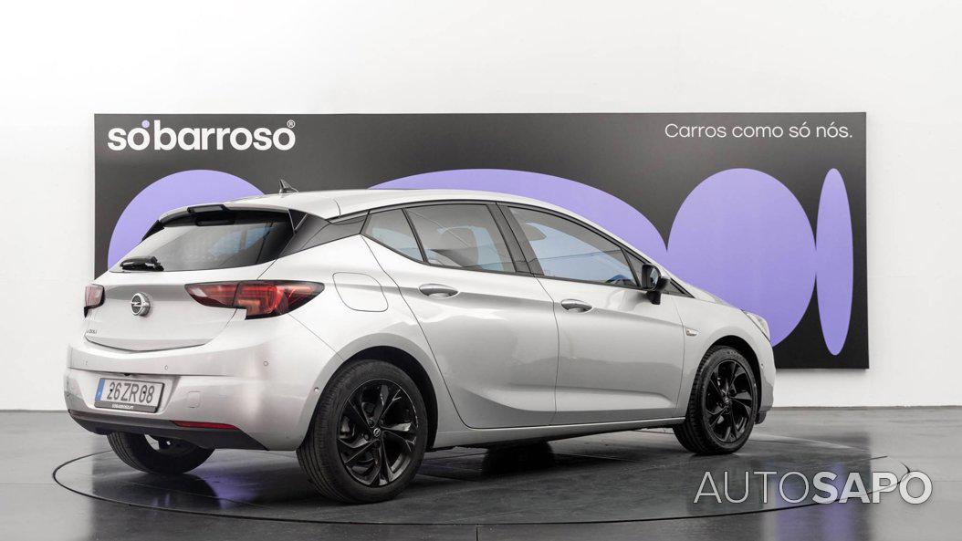 Opel Astra de 2019