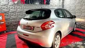 Peugeot 208 de 2015