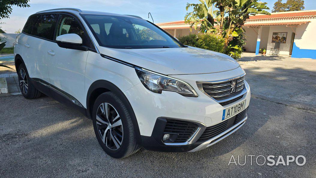 Peugeot 5008 1.2 PureTech Allure EAT8 de 2020