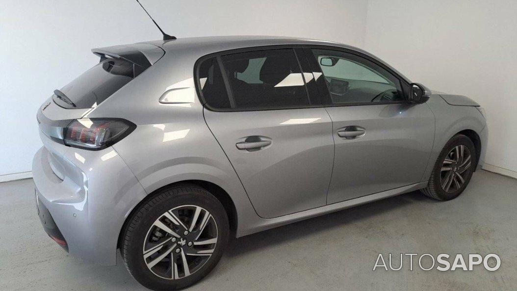 Peugeot 208 1.2 PureTech Allure de 2021