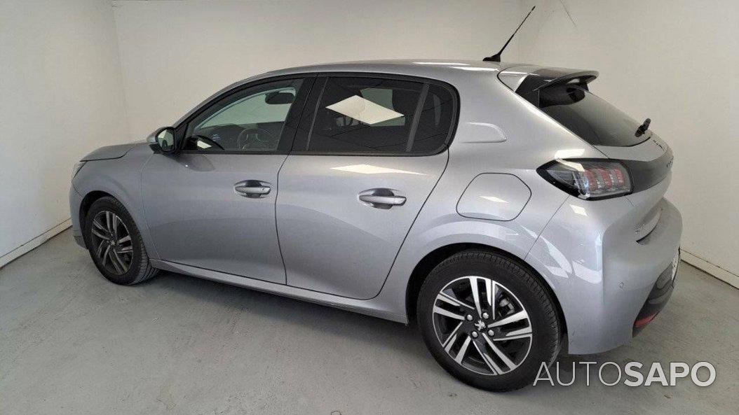 Peugeot 208 1.2 PureTech Allure de 2021