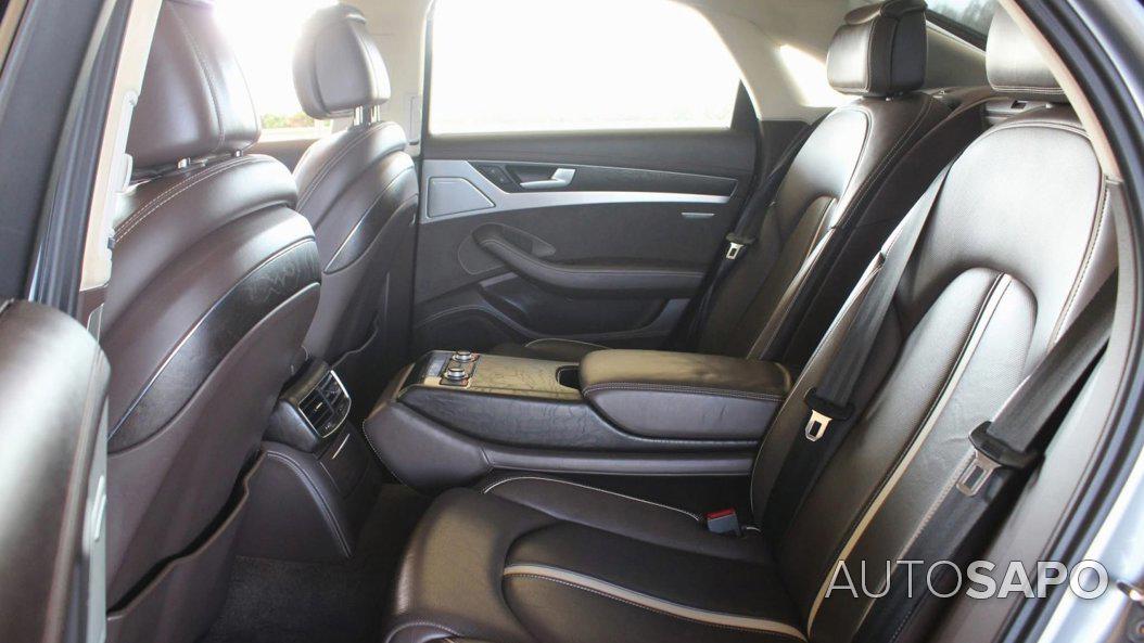 Audi A8 3.0 TDi V6 quattro Exclusive de 2012