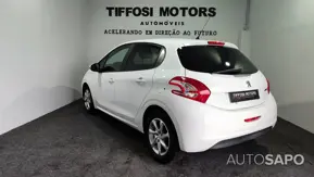 Peugeot 208 de 2012