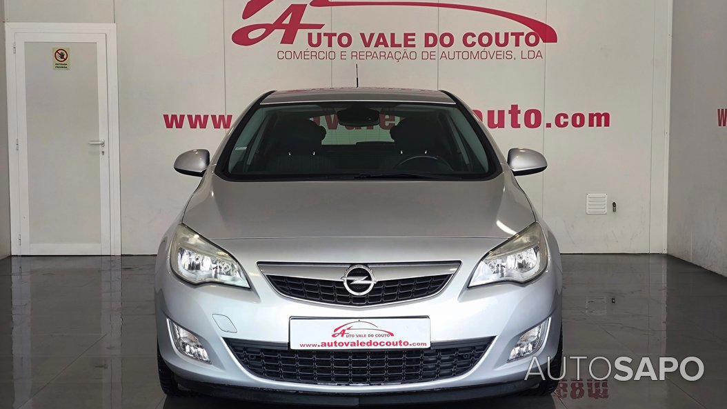 Opel Astra de 2011