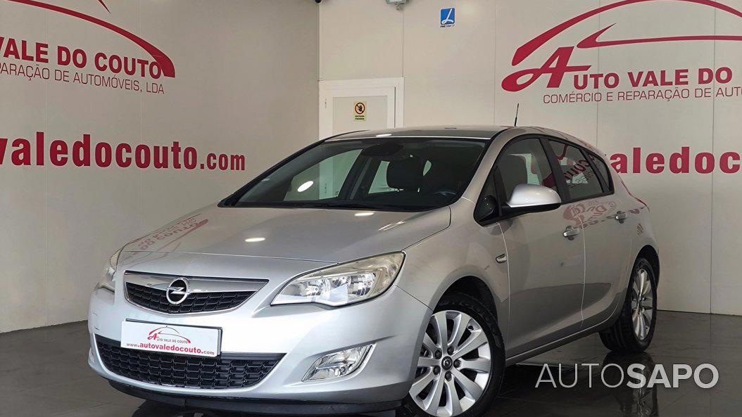 Opel Astra de 2011