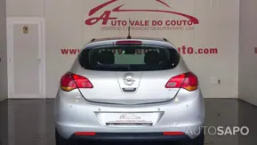 Opel Astra de 2011