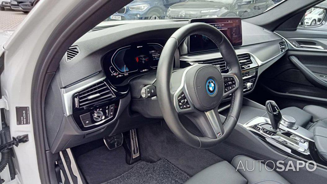 BMW Série 5 545 e xDrive Pack M de 2021