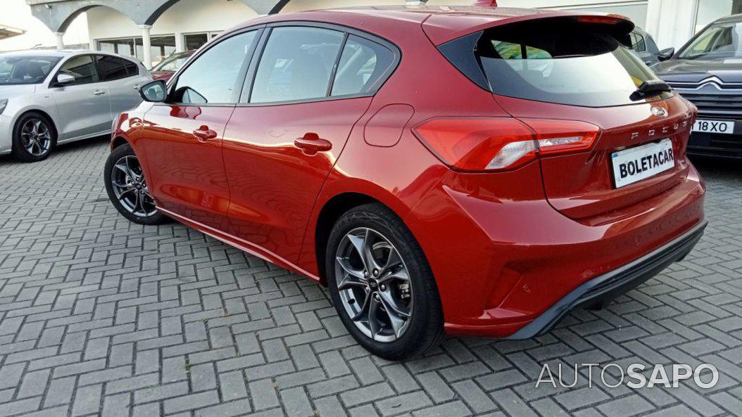 Ford Focus 1.0 EcoBoost MHEV ST-Line de 2021