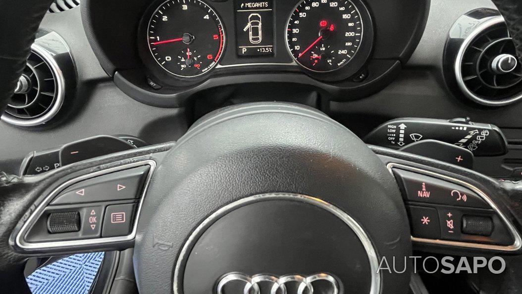 Audi A1 1.6 TDi Sport S-Tronic de 2012