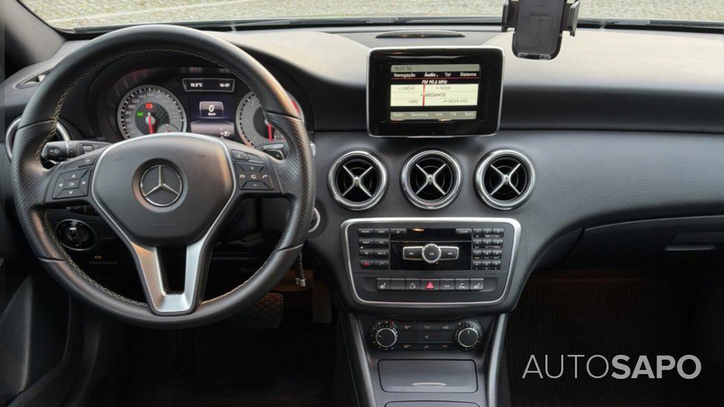 Mercedes-Benz Classe A 220 CDi B.E. Style Auto de 2014