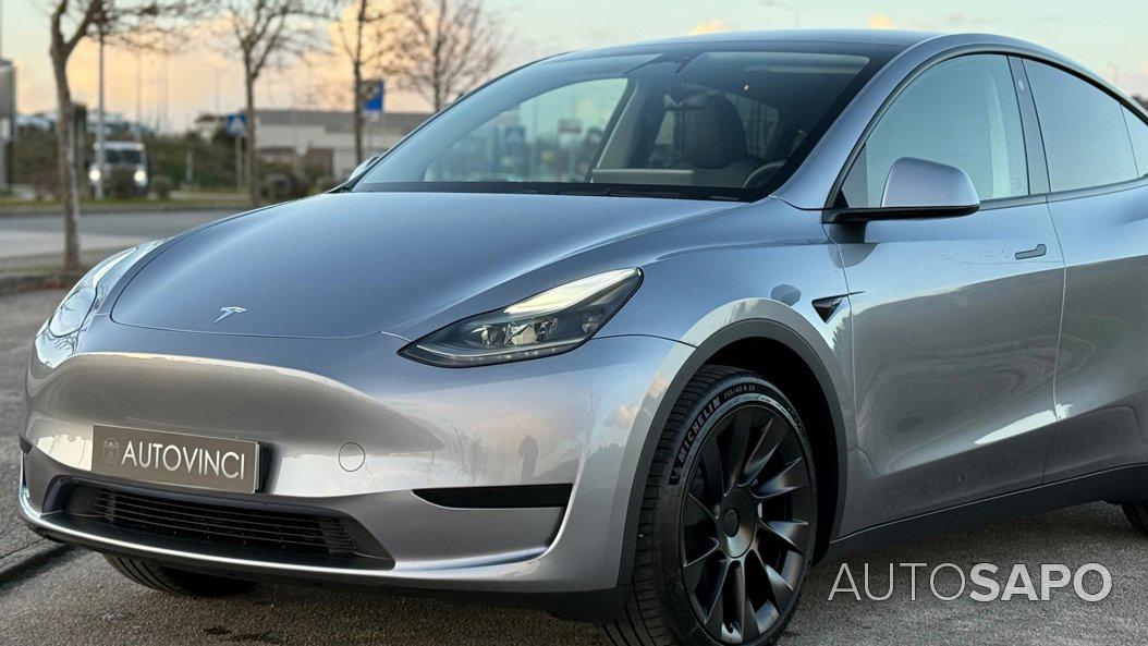 Tesla Model Y de 2024