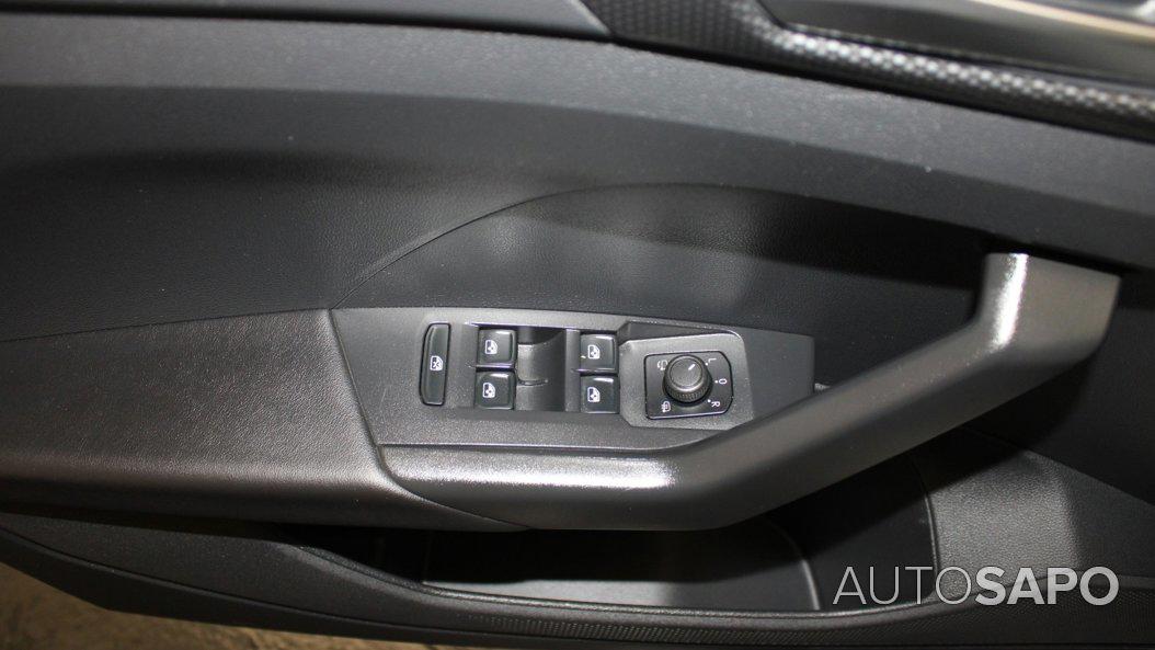 Volkswagen T-Cross 1.0 TSI de 2023