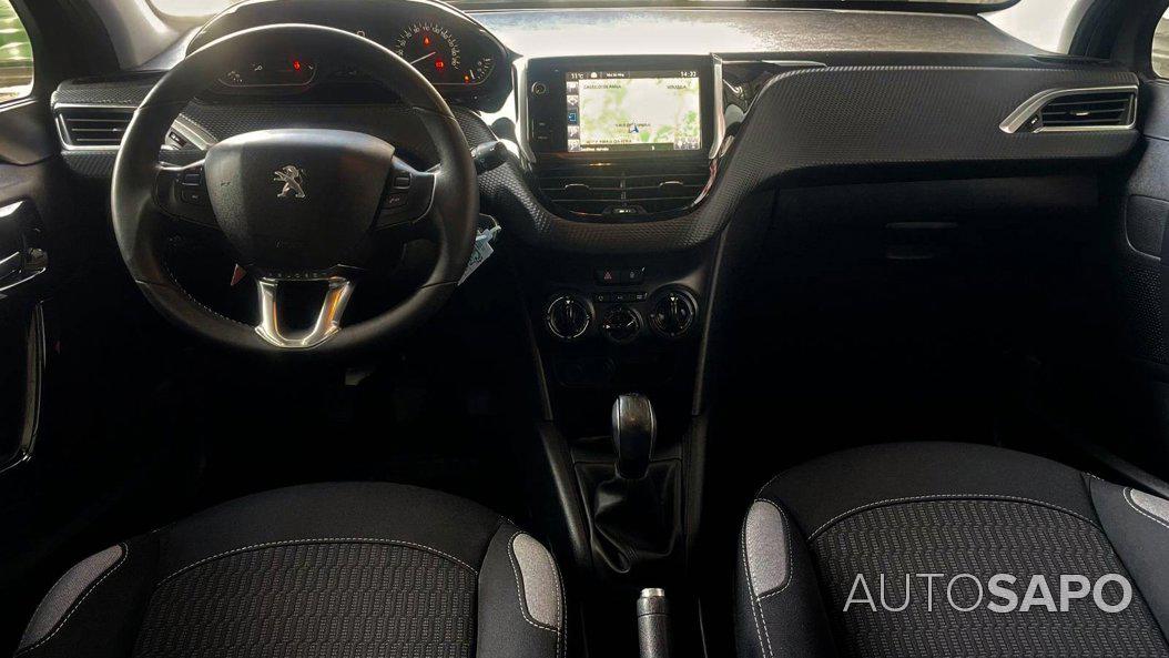 Peugeot 208 1.2 PureTech Style de 2016