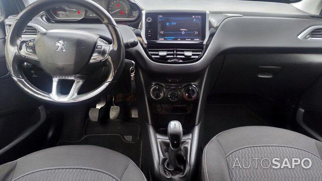 Peugeot 208 1.6 Blue HDI Style de 2017