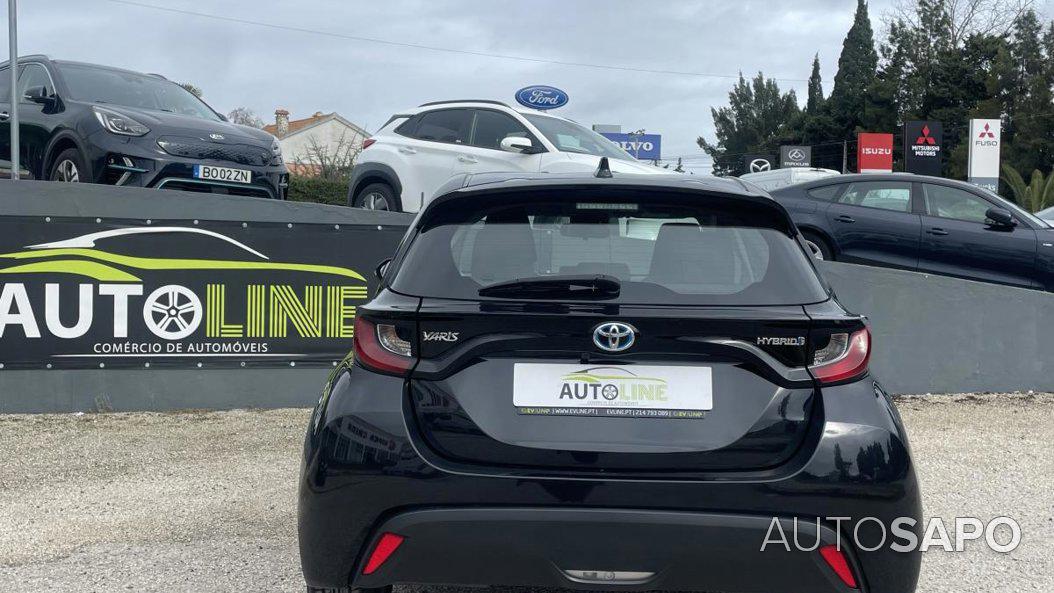 Toyota Yaris 1.5 HSD Comfort de 2022