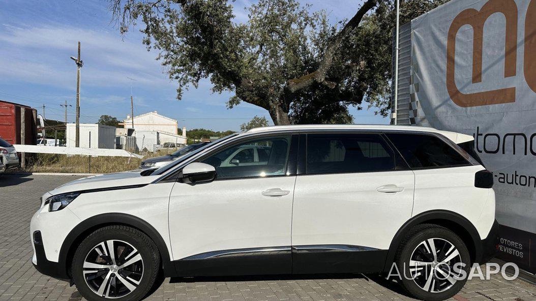 Peugeot 5008 1.2 PureTech Allure EAT8 de 2020